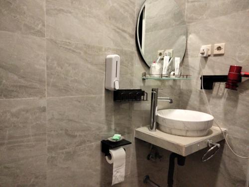 Et badeværelse på Homestay Omah