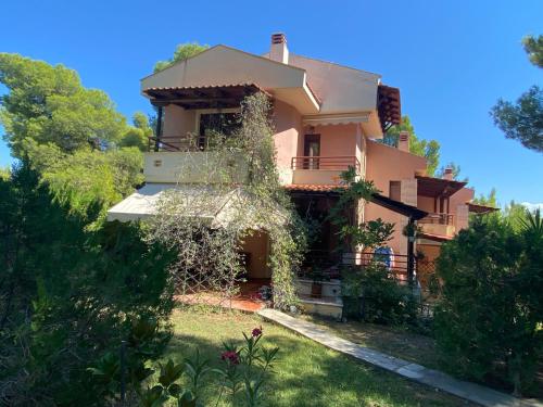 Dacha Na More - Summer cottage by the Sea