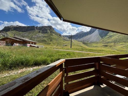 Studio cosy avec balcon, accès direct aux pistes, Wi-Fi gratuit
