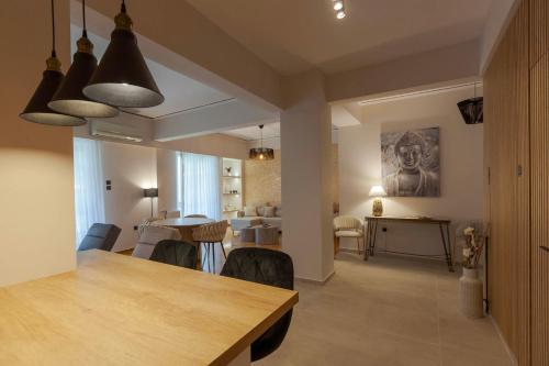 Phaedrus Living Athens Metsovou Residence