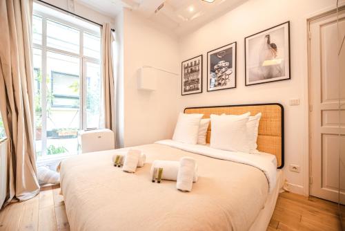 CIA - Bastille Coziness