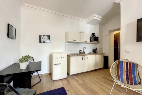 1 Bedroom Ideal Location Cannes