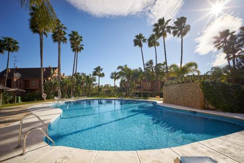 Stunning Duplex Penthouse 300m from the Beach