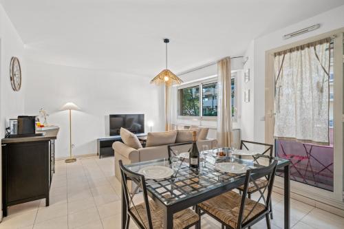 Admiral Plaza, appartement 1 chambre en centre ville, parking & accès plage