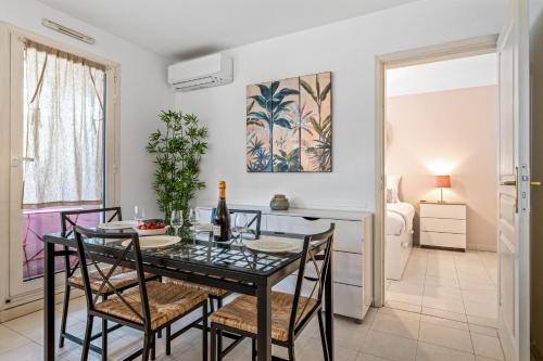 Admiral Plaza, appartement 1 chambre en centre ville, parking & accès plage