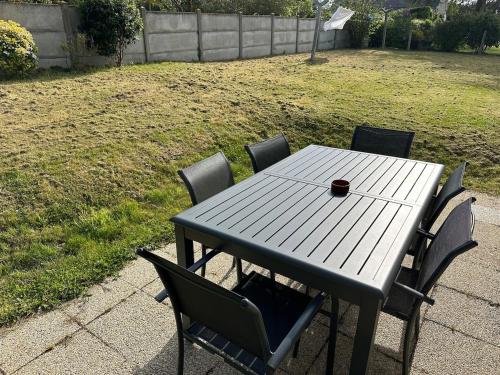 Κήπος έξω από το Maison lumineuse 4 chambres avec jardin à 5min du Cap Erquy