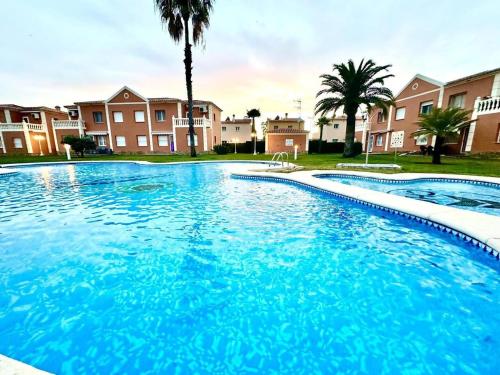 Coraline by Midelisa.