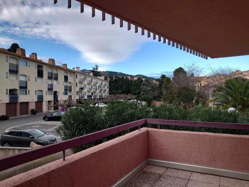 4DOM11 Appartement avec terrasse et parking, proche plage