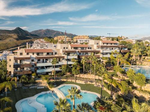 Hoyo19 10 Views Luxury Resort