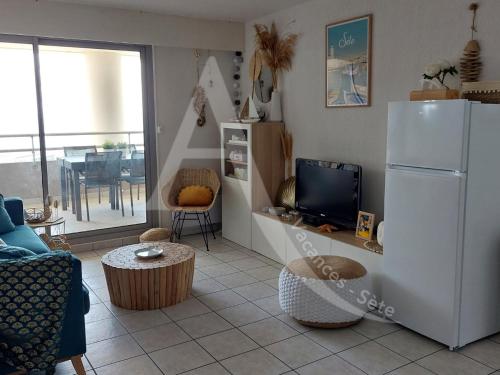 T3 avec grande terrasse et vue panoramique sur la mer