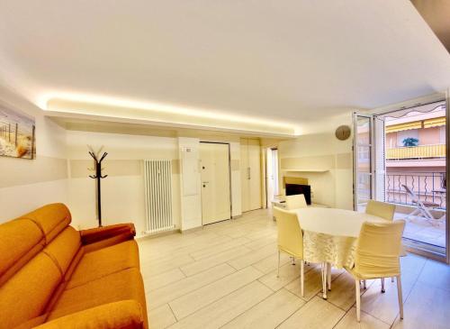 Photo de la galerie de l'établissement Trilocale Palais Ausonia,, à Menton