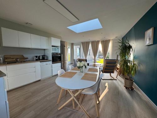 Kuchyň nebo kuchyňský kout v ubytování Gite O'Calme - 1 chambre - Terrasse