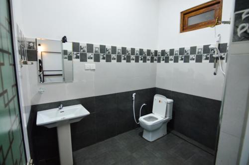 Koupelna v ubytování Hotel Sanhida Polonnaruwa