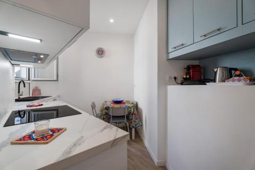 Nice Renting - HONORE - Elegant apartment near Promenade des Anglais photo 5