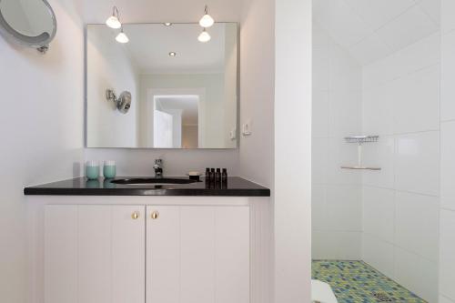 Ένα μπάνιο στο Groot's Hüs – Wohnung 5 »Meeresrauschen«