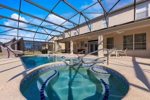 Waterslide 6 bed Lux Villa Emerald Island photo 1