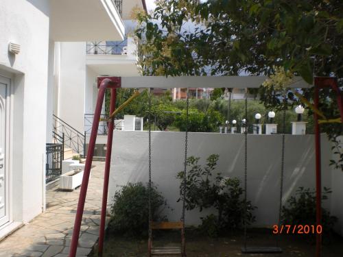 Το κτήριο όπου στεγάζεται  το διαμέρισμα
