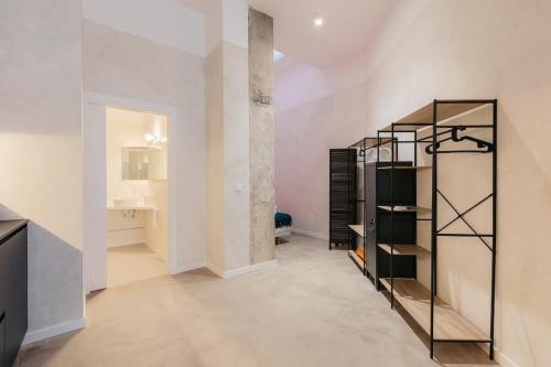 Chic & Cozy Stay in Valencia