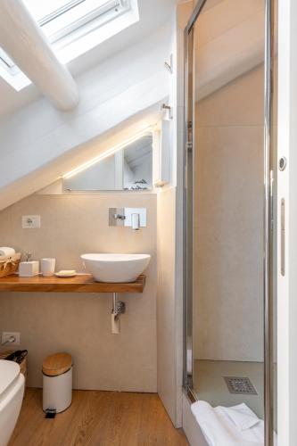 Bright mini studio in the heart of Milan