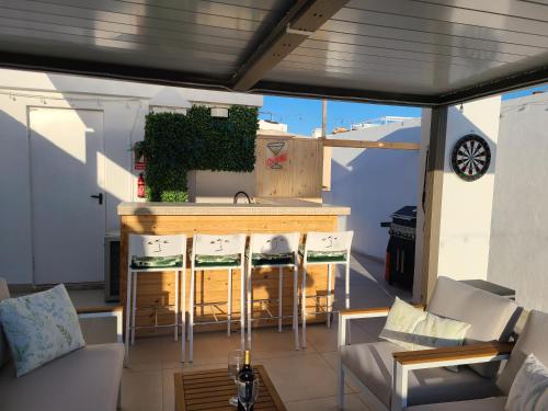Green Lagoon Penthouse
