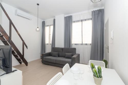 GuestReady - Valencia's Vibrant Malvarrosa