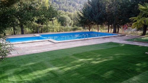 Πισίνα στο ή κοντά στο Casa Rural Arroyo de la Puerta