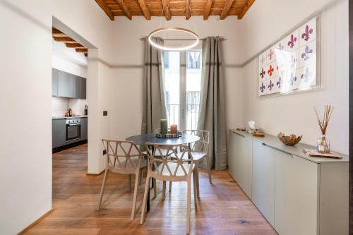 Oltrarno Deluxe, Florence