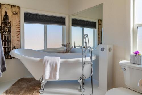 Koupelna v ubytování The J's Nest Cottage