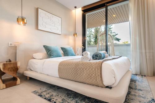 Coastside gem with terrace REMS