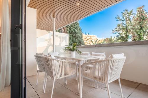 Coastside gem with terrace REMS