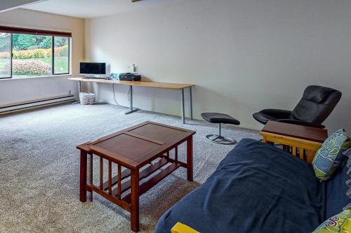 Ein Sitzbereich in der Unterkunft The Tides Retreat