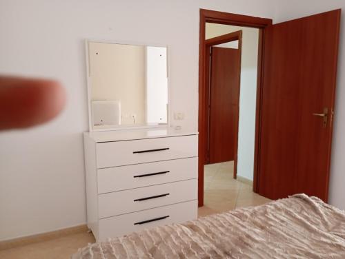 Royal 2 Hostel Opposite NALU BAR