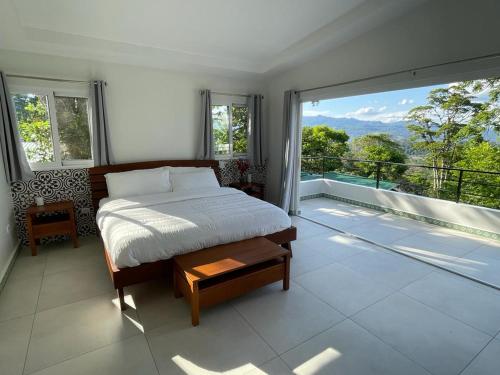 Postel nebo postele na pokoji v ubytování Vera Eco-Resort