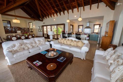 Χώρος καθιστικού στο Canouan Estate Resort & Villas
