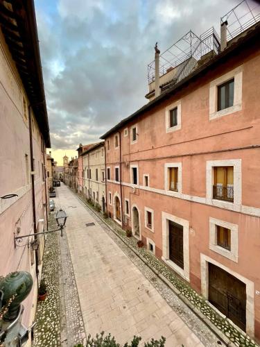an empty street in an old building at B&B Souvenirs d'Antan in Orvinio