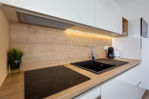 Villa Corcovado Deluxe Apartments with Heated Pool