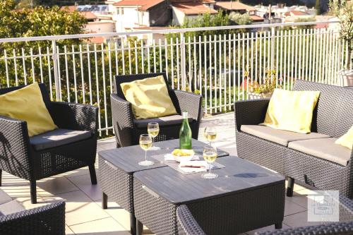 A seating area at La Terrazza Family Holidays - Sorrento Coast