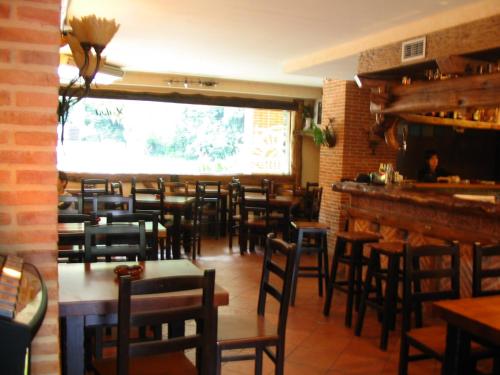 Restorāns vai citas vietas, kur ieturēt maltīti, naktsmītnē Hostal Xaloa Orio