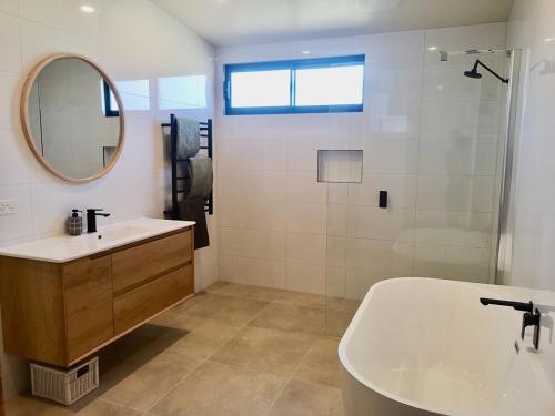 Bilik mandi di 3 Bedroom at The Anchorpoint