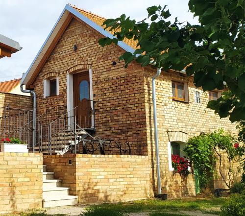 Starý dvůr pod Pálavou