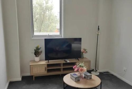 Μια τηλεόραση ή/και κέντρο ψυχαγωγίας στο Entire home in Liverpool