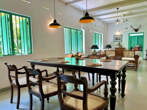 Χώρος καθιστικού στο Tropical Allure by Tequila Holidays