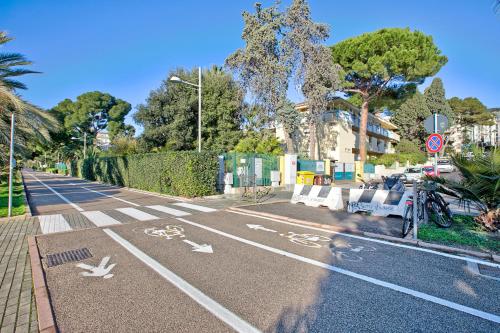 Khu vực xung quanh gần căn hộ