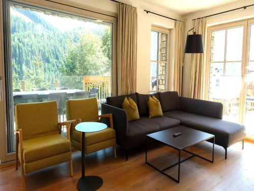 Fotografia z galérie ubytovania Chalet in Saalbach with Panoramic Sauna v destinácii Saalbach Hinterglemm