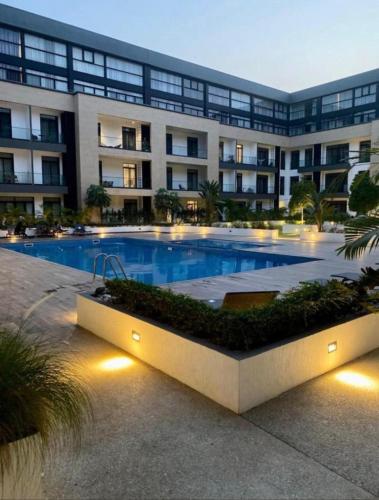 The Serene home, Embassy Gardens