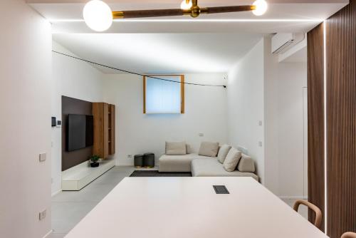 White House Villa con posti auto Milano
