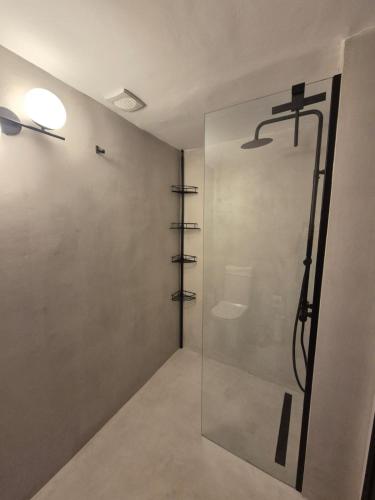ห้องน้ำของ Panta Rei Plomari - Boutique Apartments