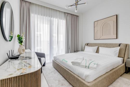 Knokey Dubai Creek Beach with Lagoon Pool access
