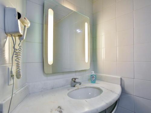 Un baño de ibis Lausanne Crissier
