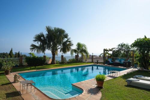 Your Private Paradise Luxurious Villa for Unforgettable Stays
